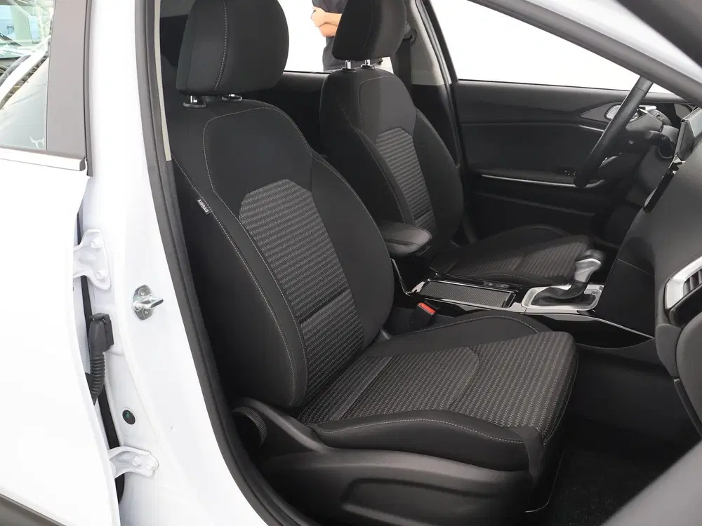 Kia XCeed 1.6 GDi PHEV DynamicLine uit 2022, foto 10