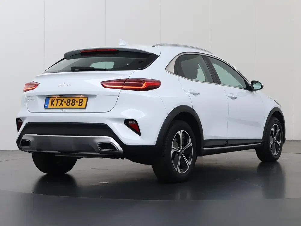 Kia XCeed 1.6 GDi PHEV DynamicLine uit 2022, foto 2