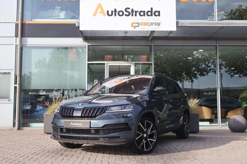 Skoda Karoq 1.5 SportLine TSI ACT 150pk uit 2021, foto 3