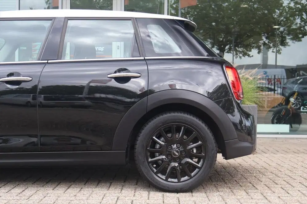 Mini Cooper Mini 5-Deurs (f55) 1.5 Cooper Camden 136pk uit 2023, foto 12