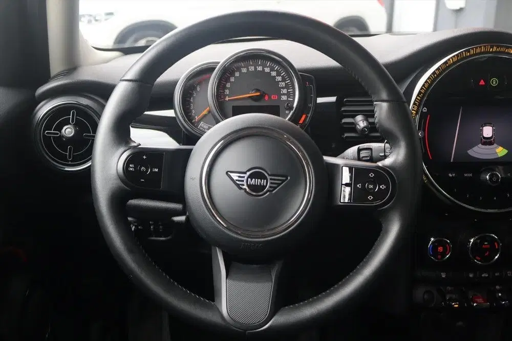 Mini Cooper Mini 5-Deurs (f55) 1.5 Cooper Camden 136pk uit 2023, foto 15