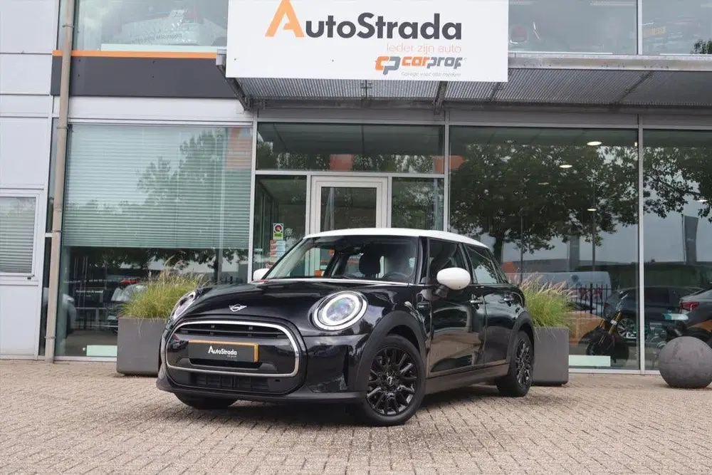 Mini Cooper Mini 5-Deurs (f55) 1.5 Cooper Camden 136pk uit 2023, foto 4