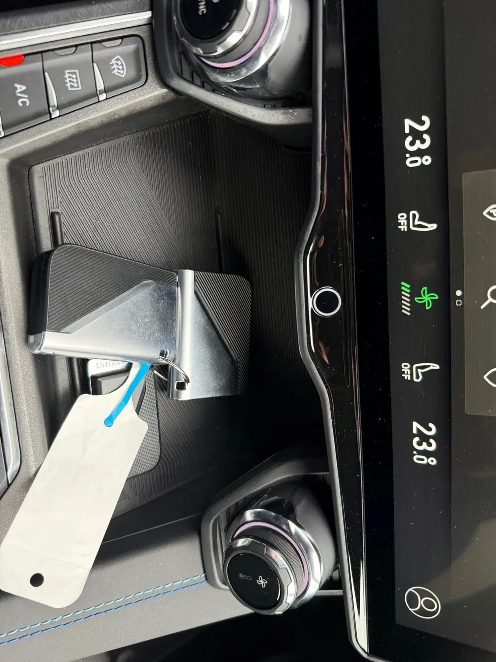 Lynk & Co 01 1.5 uit 2024, foto 13