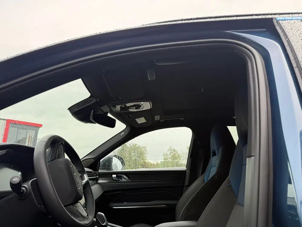 Lynk & Co 01 1.5 uit 2024, foto 9