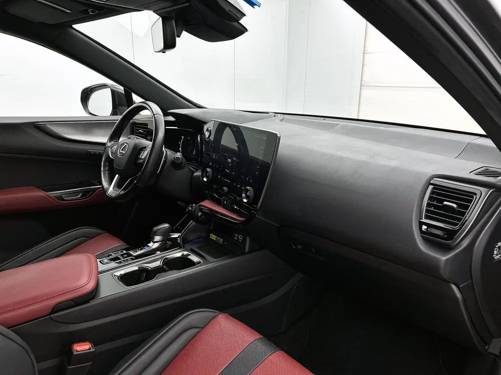 Lexus NX 450h+ AWD F Sport Line uit 2022, foto 7