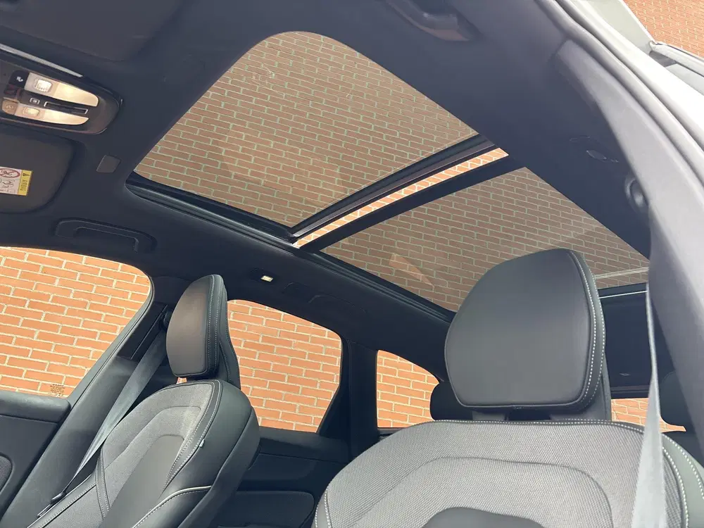 Volvo XC60 2.0 T6 Plug-in hybrid AWD Plus Black Editi uit 2026, foto 6