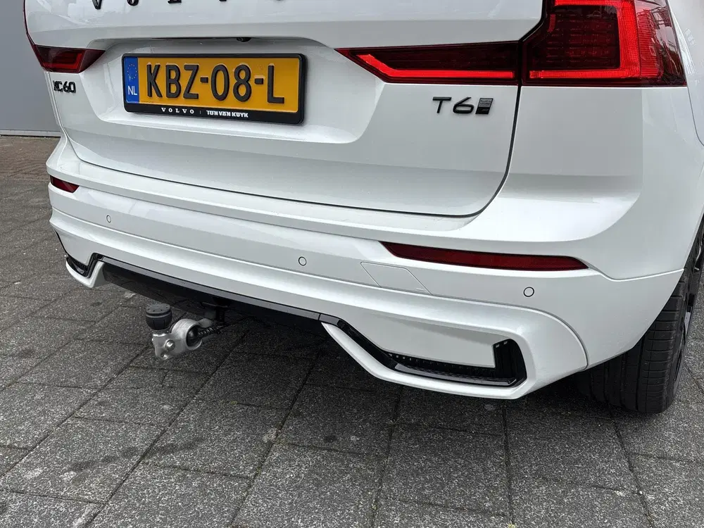 Volvo XC60 2.0 T6 Plug-in hybrid AWD Plus Black Editi uit 2026, foto 8