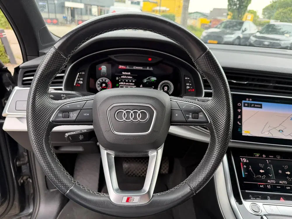 Audi Q7 55 TFSI e quattro Pro Line S Panoramadak L uit 2022, foto 2