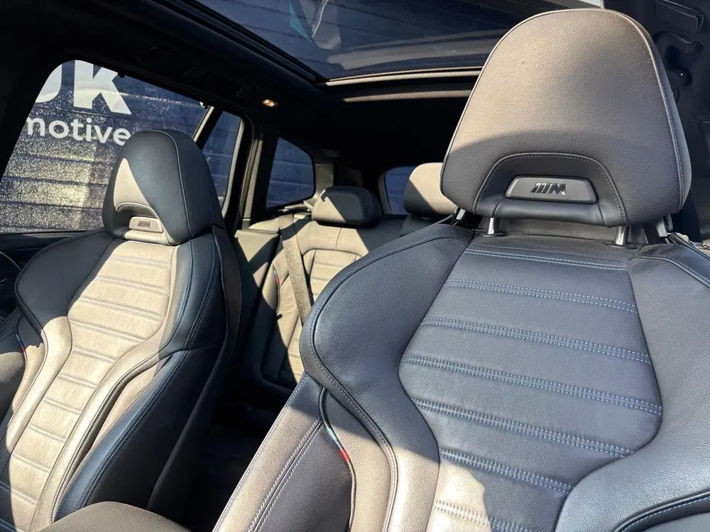 BMW X3 xDrive30e High Executive M-Sport Panoramad uit 2023, foto 13