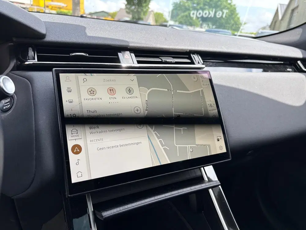 Land Rover Range Rover Velar 2.0 P400e R-Dynamic Panoramadak uit 2024, foto 13