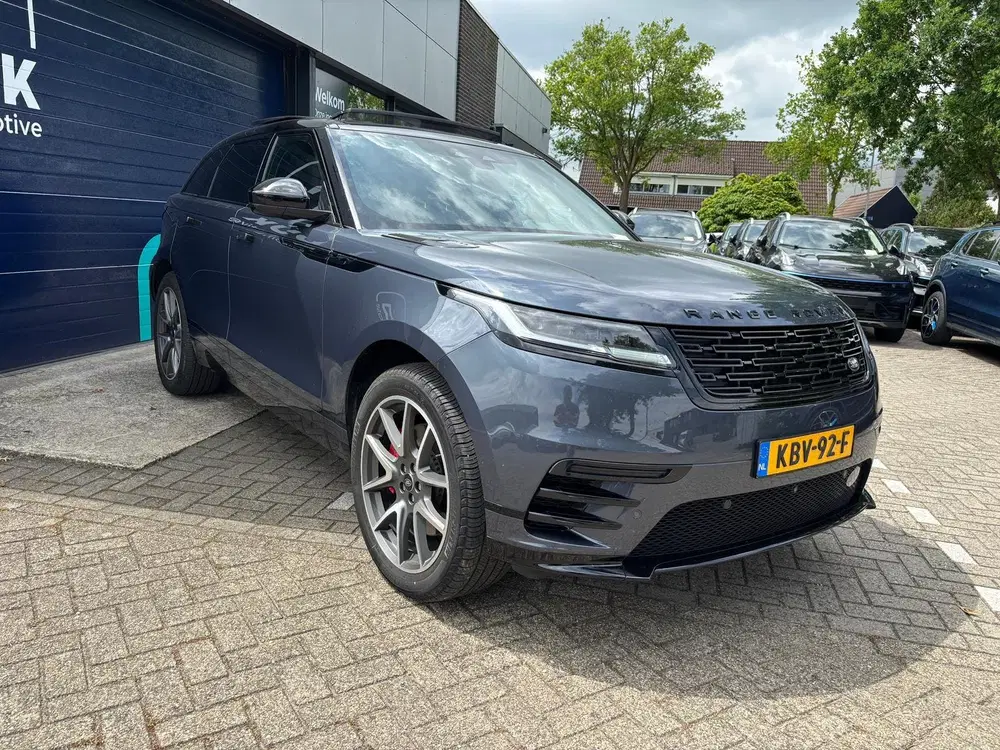 Land Rover Range Rover Velar 2.0 P400e R-Dynamic Panoramadak uit 2024, foto 4
