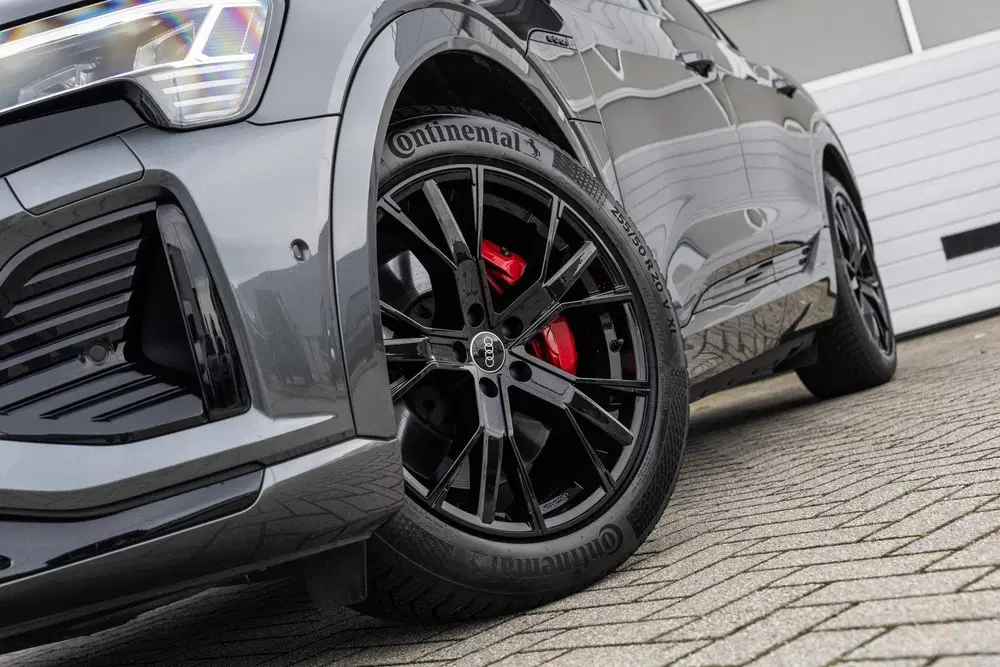 Audi Q8 50 340pk quattro S edition 95 kWh uit 2023, foto 12