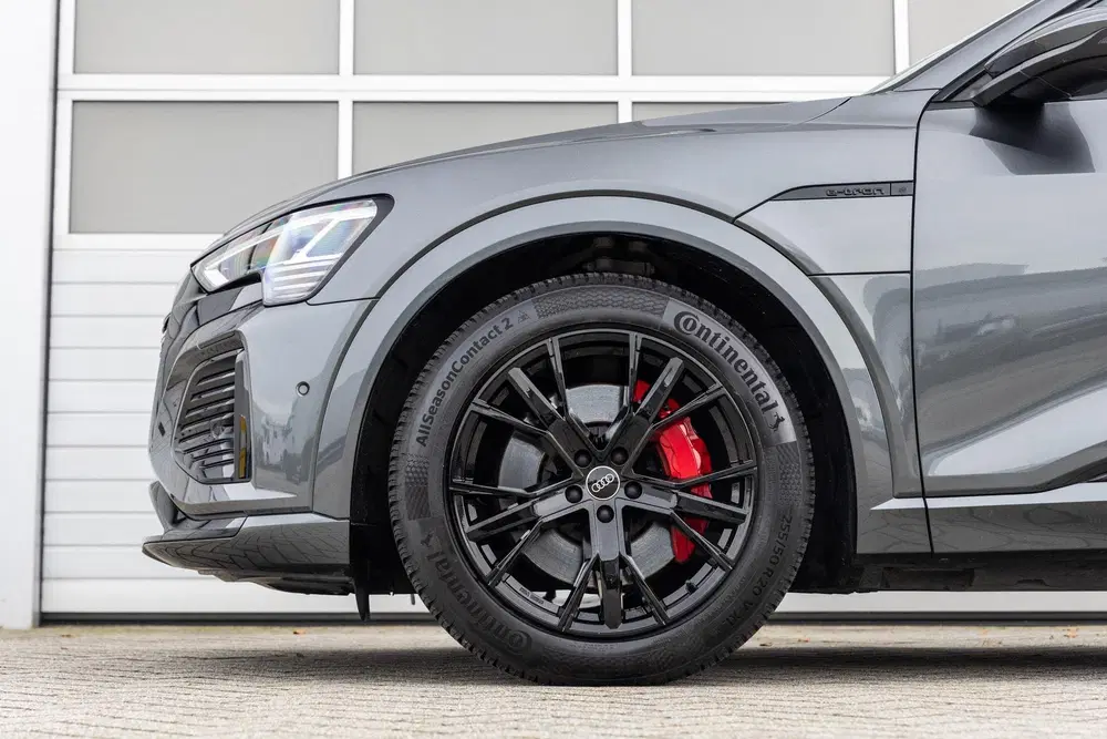 Audi Q8 50 340pk quattro S edition 95 kWh uit 2023, foto 15