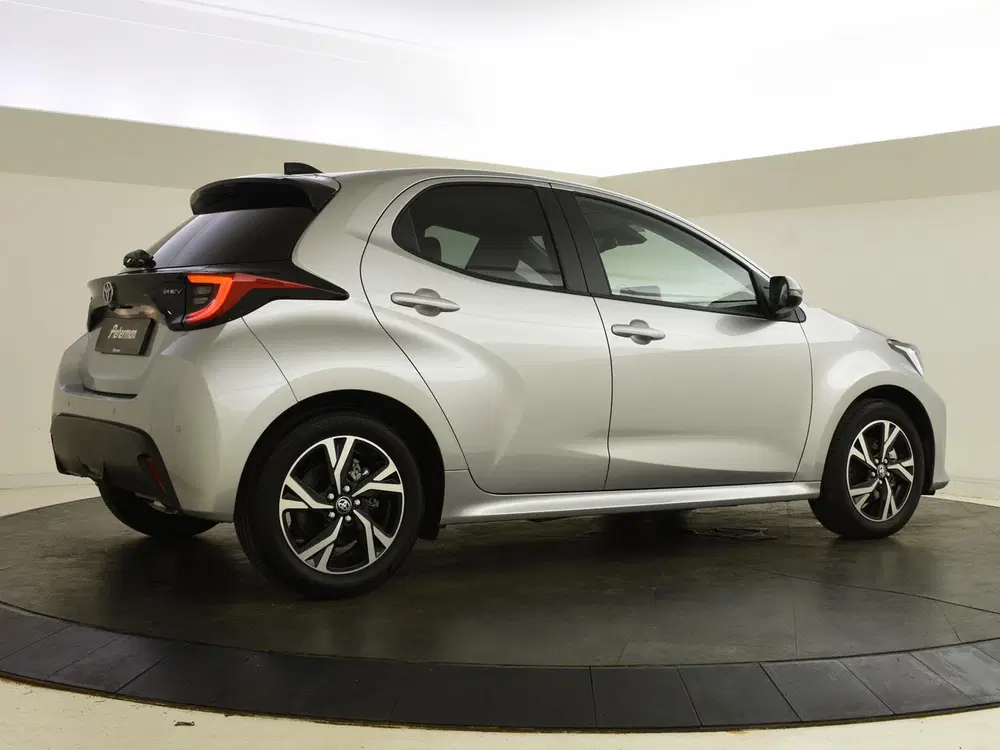 Toyota Yaris 1.5 Hybrid 115 Style uit 2026, foto 2