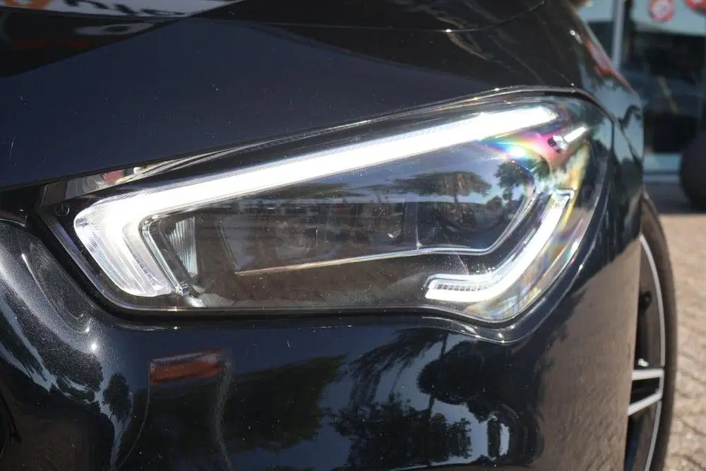 Mercedes-Benz CLA Mercedes CLA Coupé 180 AMG-Line Pano uit 2021, foto 3