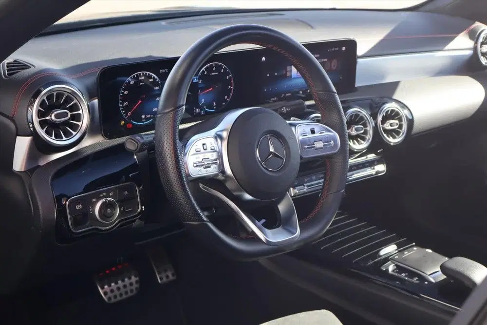 Mercedes-Benz CLA Mercedes CLA Coupé 180 AMG-Line Pano uit 2021, foto 7