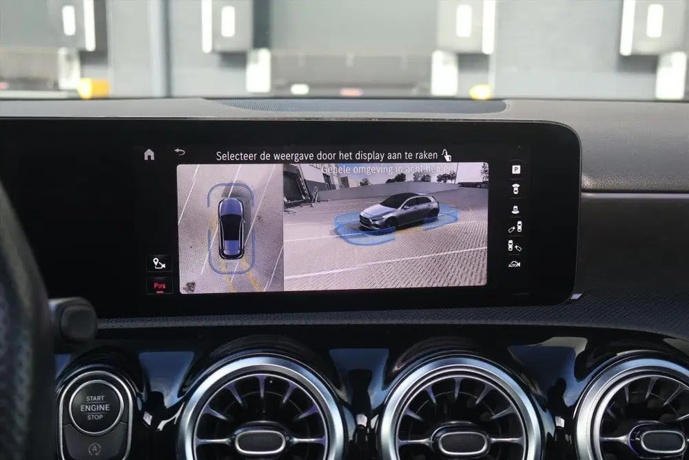 Mercedes-Benz A-Klasse Mercedes A-Klasse A180 AMG-Line uit 2024, foto 12
