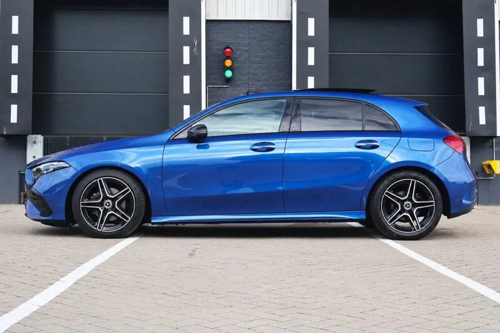 Mercedes-Benz A-Klasse Mercedes A-Klasse A180 AMG-Line uit 2024, foto 8