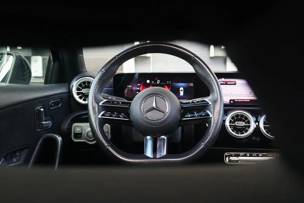 Mercedes-Benz A-Klasse Mercedes A-Klasse A180 AMG-Line uit 2024, foto 9