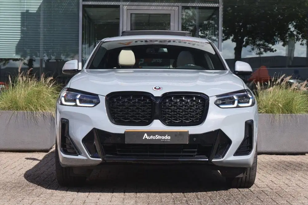 BMW X4 (g02) xDrive20i M-Sport 184pk uit 2022, foto 11