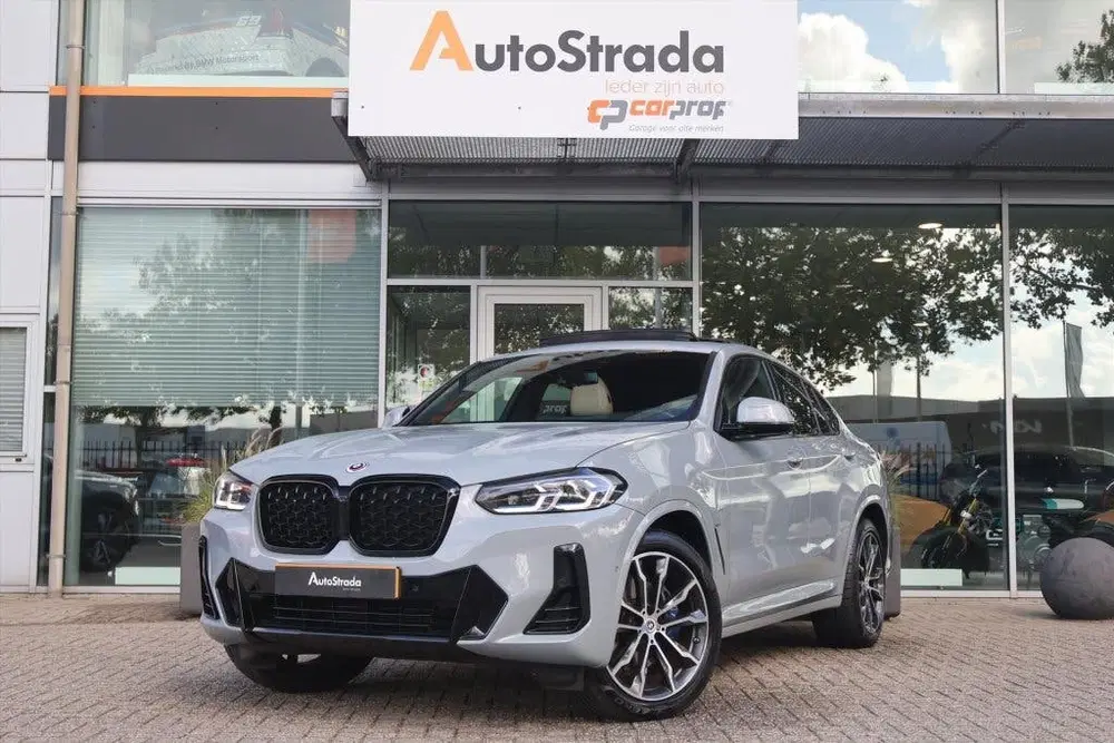 BMW X4 (g02) xDrive20i M-Sport 184pk uit 2022, foto 3