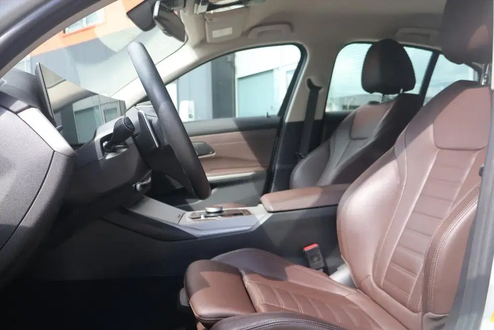 BMW 3-serie (g20) 320e High Executive 204pk uit 2024, foto 5