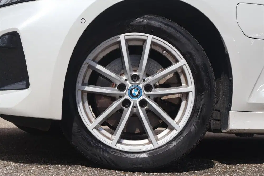BMW 3-serie (g20) 320e High Executive 204pk uit 2024, foto 8