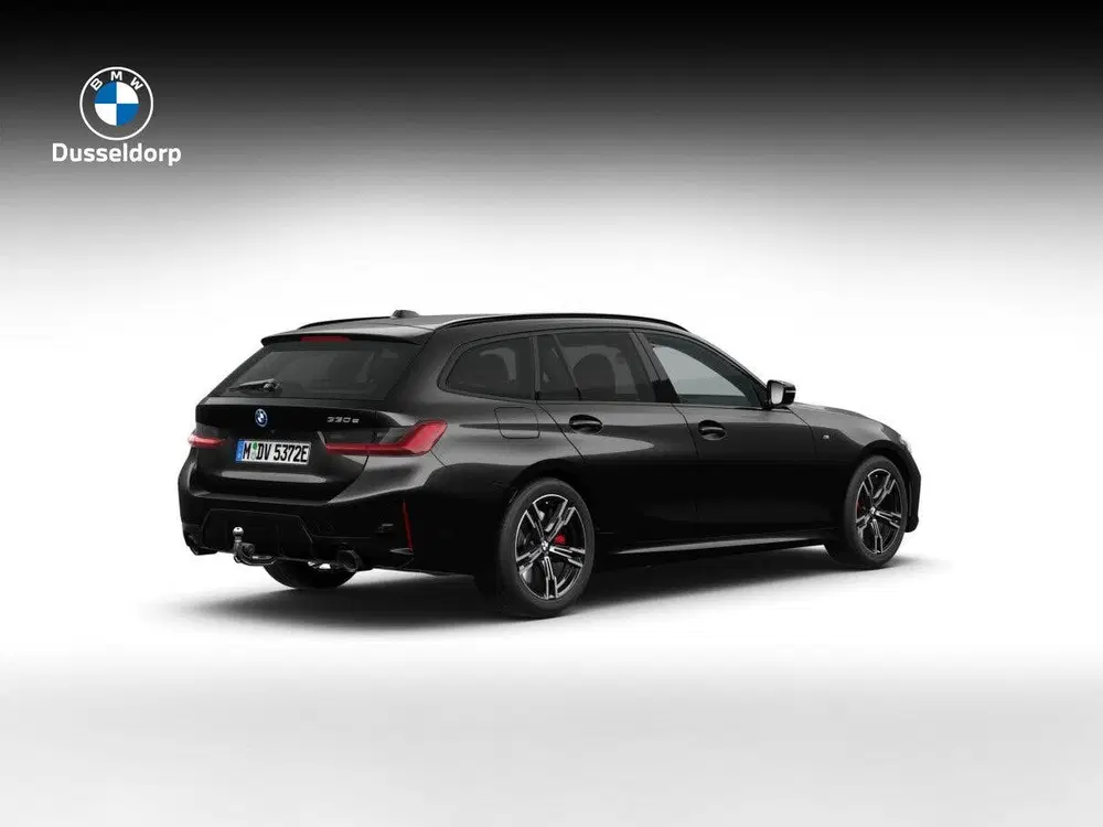 BMW 3-serie Touring 330e M Sport Edition M Sport Pro uit 2026, foto 2