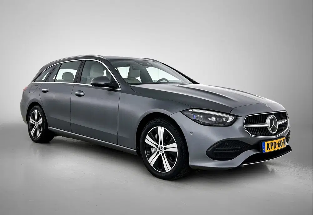 Mercedes-Benz C-Klasse 300 e Plug-In Hybride Luxury uit 2022, foto 12