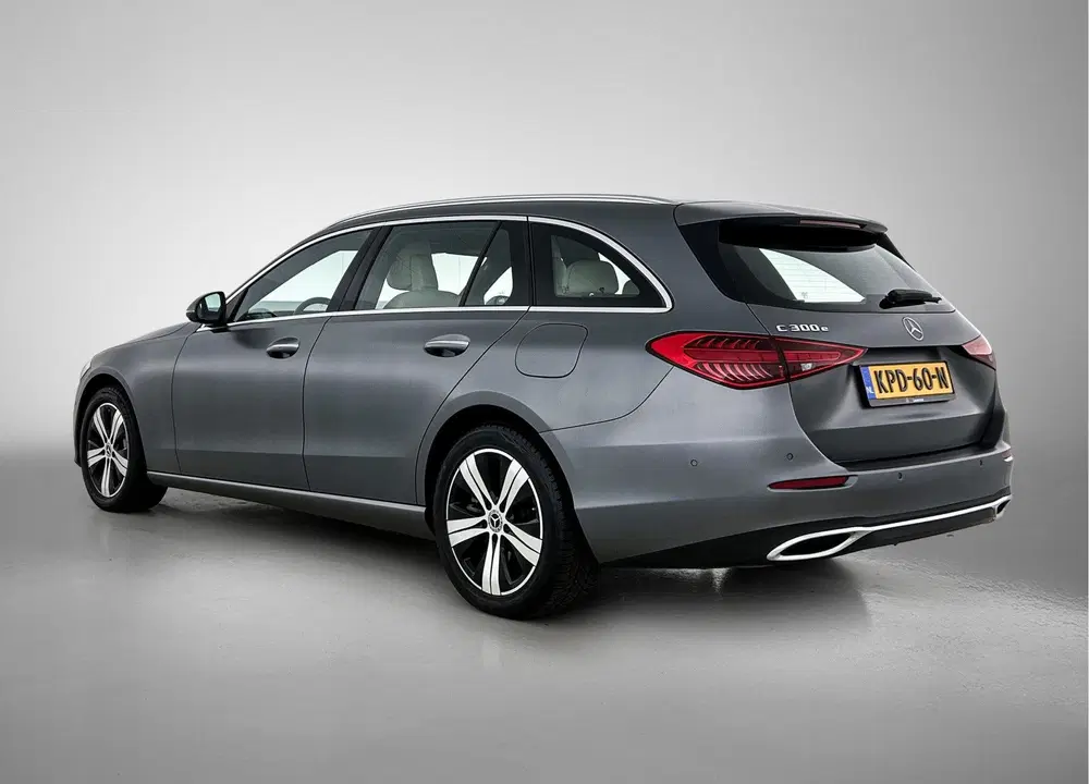 Mercedes-Benz C-Klasse 300 e Plug-In Hybride Luxury uit 2022, foto 13