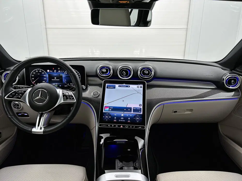 Mercedes-Benz C-Klasse 300 e Plug-In Hybride Luxury uit 2022, foto 4
