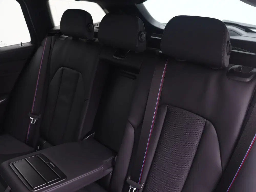 BMW M3 Touring xDrive Competition M Carbon-kerami uit 2026, foto 14