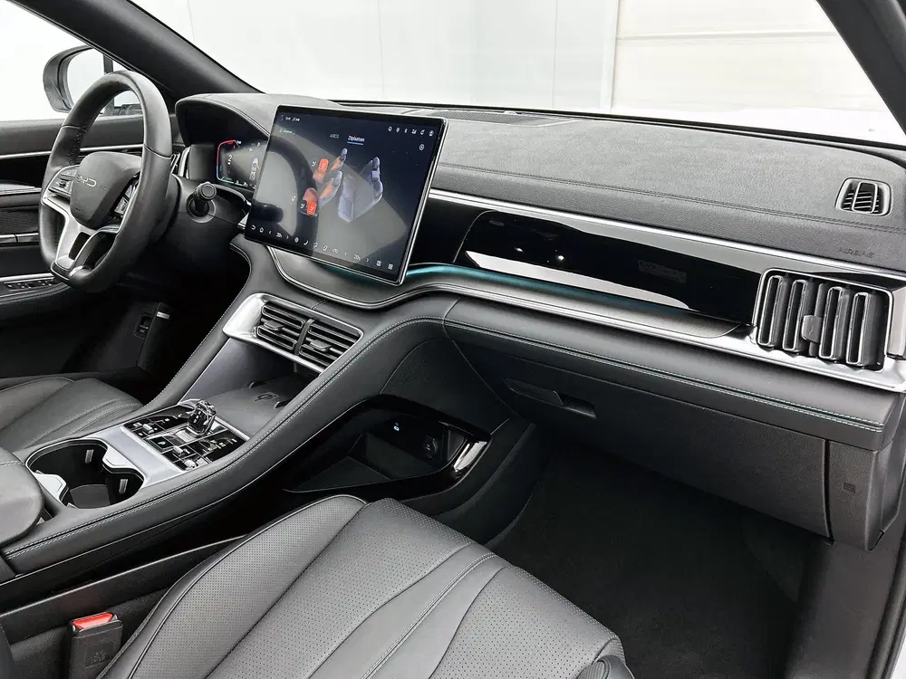 BYD Seal U 1.5 T DM-i AWD Design uit 2025, foto 7