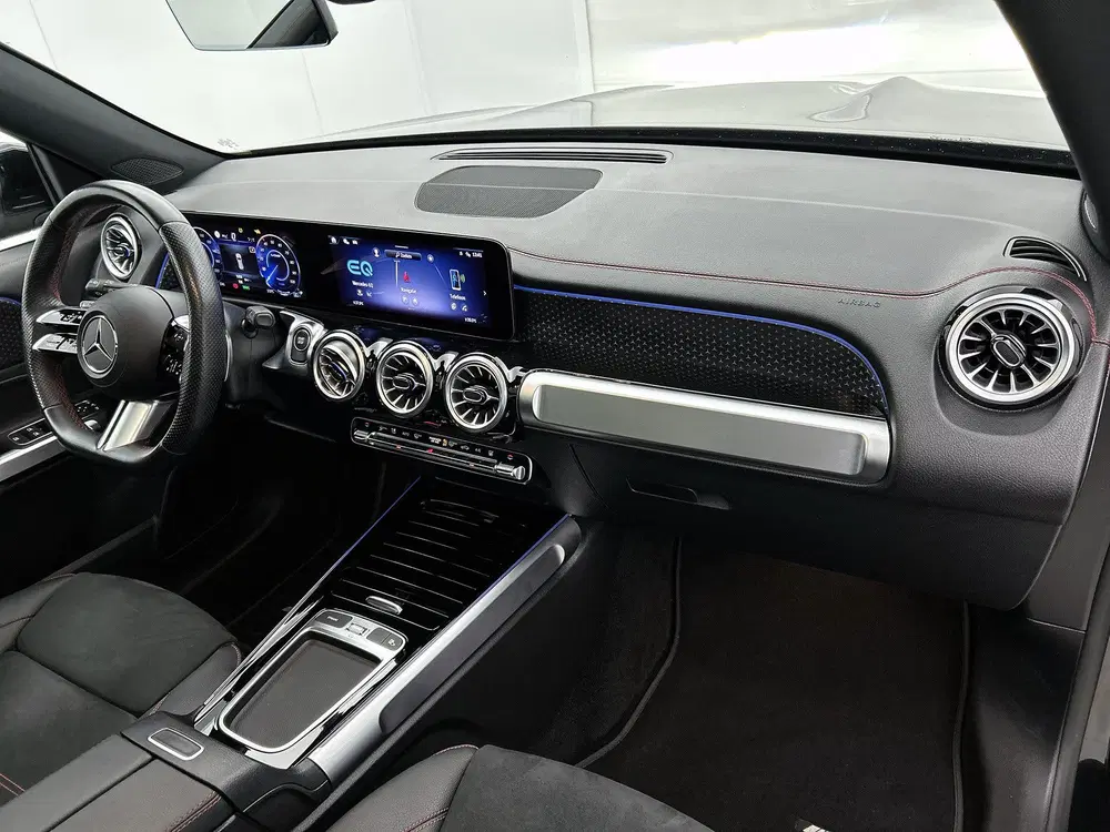 Mercedes-Benz EQB 250+ AMG Line 7p. 71 kWh uit 2024, foto 7