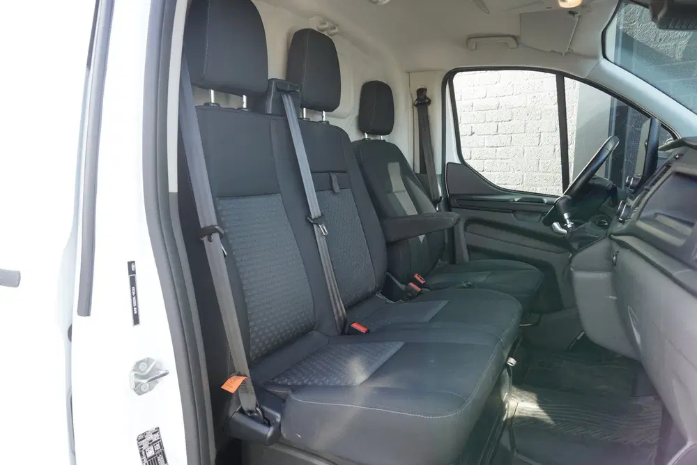 Ford Transit Custom 2.0 TDCI 130PK MHEV EURO 6 uit 2020, foto 5