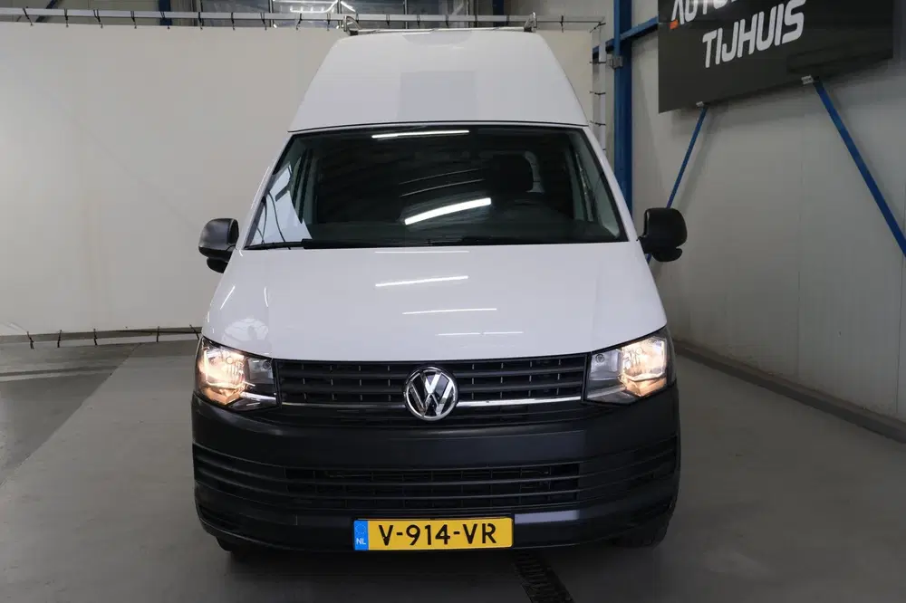 Volkswagen Transporter 2.0 TSI 150PK L2H2 Highline uit 2019, foto 3