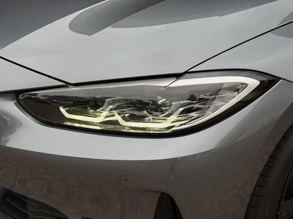 BMW 4-serie 420i High Executive uit 2021, foto 14