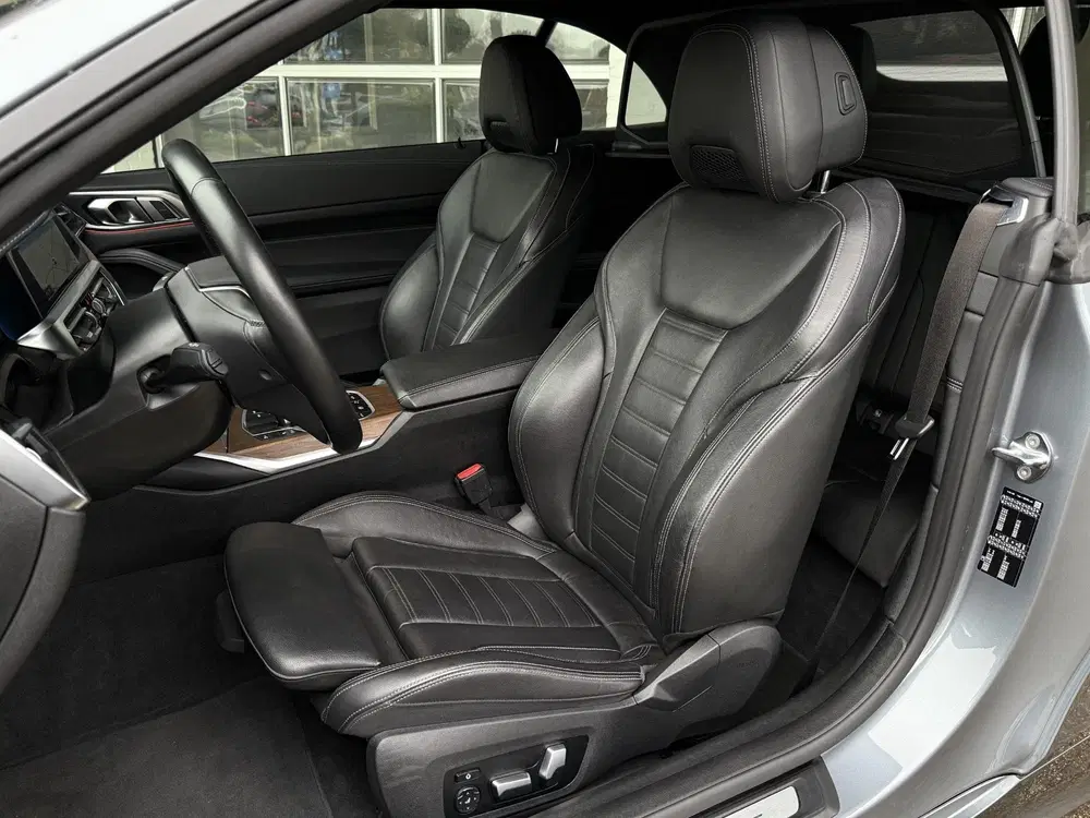 BMW 4-serie 420i High Executive uit 2021, foto 5