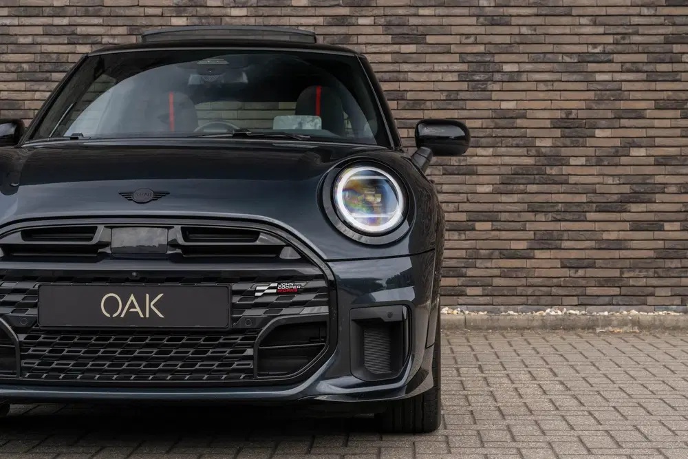 Mini John Cooper Works 2.0 Cooper S John Cooper Works XL uit 2024, foto 4
