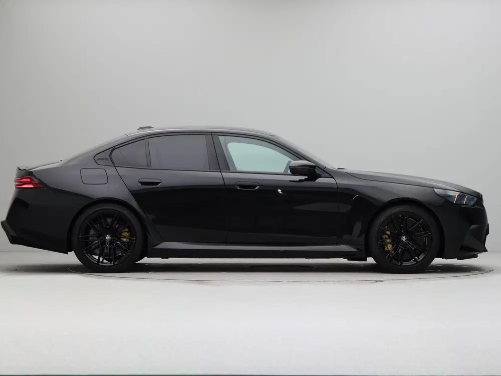 BMW M5 (bj 2026 uit 2026, foto 9
