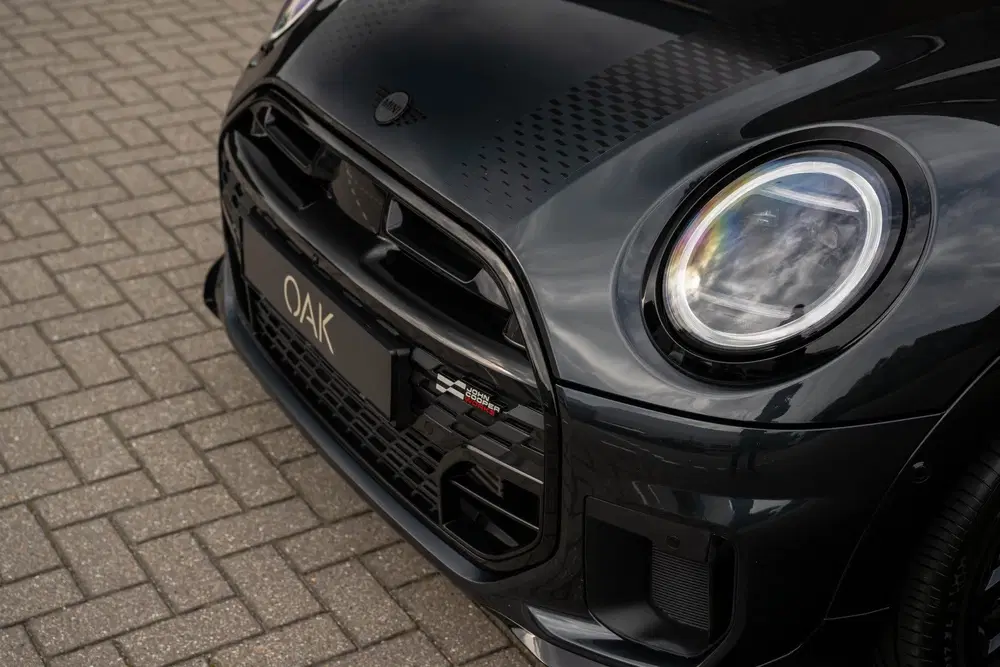 Mini Cabrio 2.0 Cooper C John Cooper Works XL uit 2025, foto 6