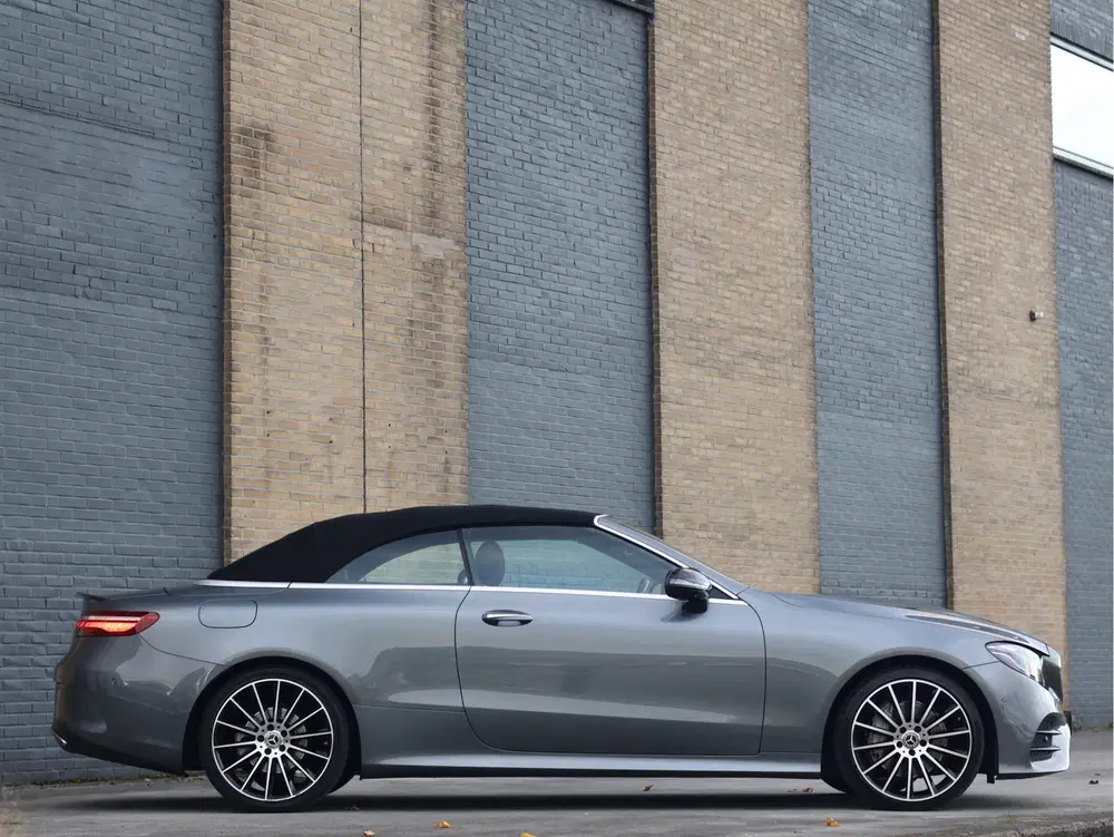 Mercedes-Benz E-Klasse 200 Sport Edition AMG uit 2020, foto 13