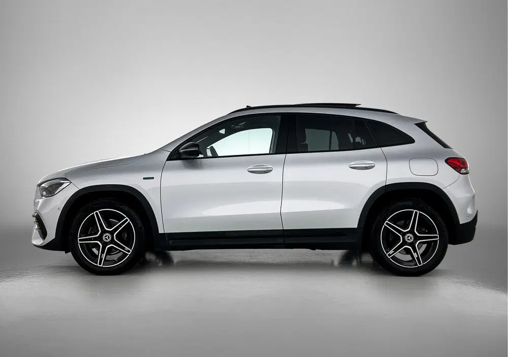 Mercedes-Benz GLA 250 e Business Solution AMG Limited uit 2021, foto 3