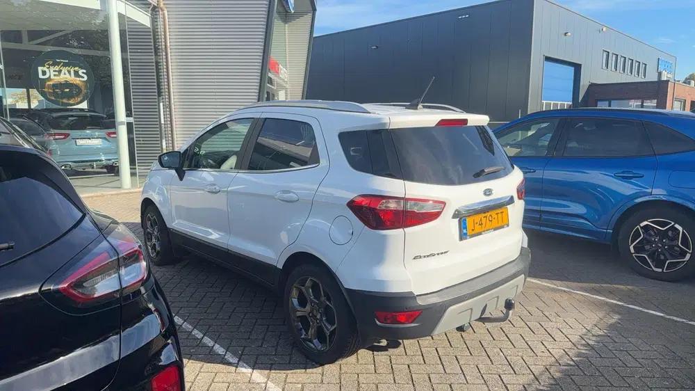 Ford EcoSport Titanium uit 2020, foto 2