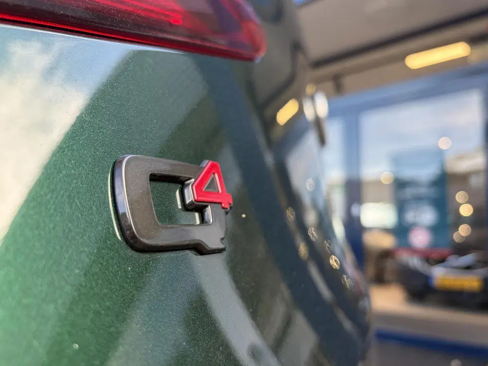 Alfa Romeo Stelvio 2.0 T AWD Veloce Ti uit 2020, foto 3