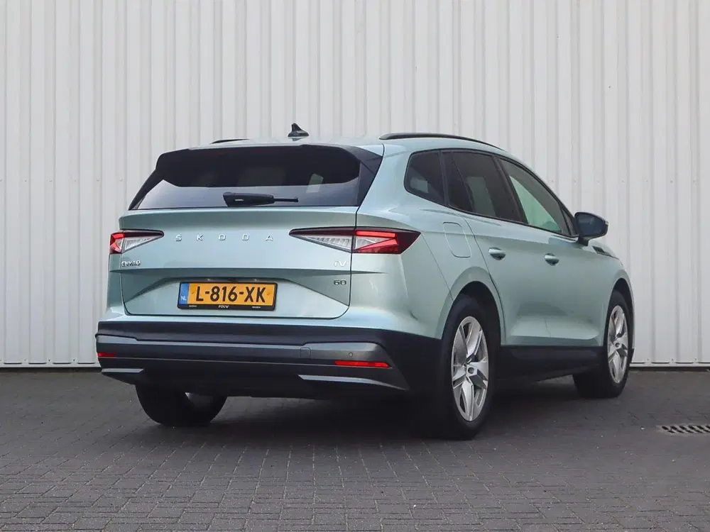 Skoda Enyaq 60 180pk uit 2021, foto 2