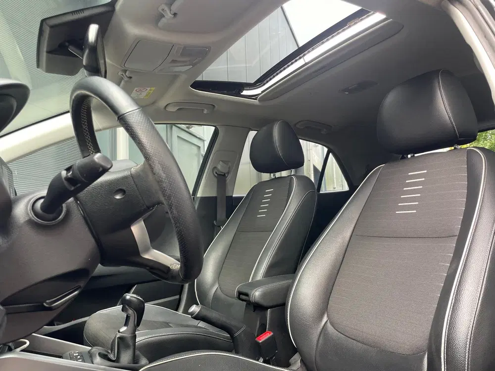 Kia Rio 1.0 T-GDi MHEV GT-Line DAKJE CAMERA CARPLA uit 2020, foto 11