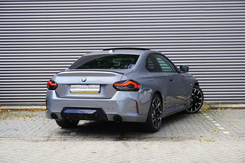 BMW 2-serie 218i Coupé M Sportpakket Pro uit 2026, foto 2