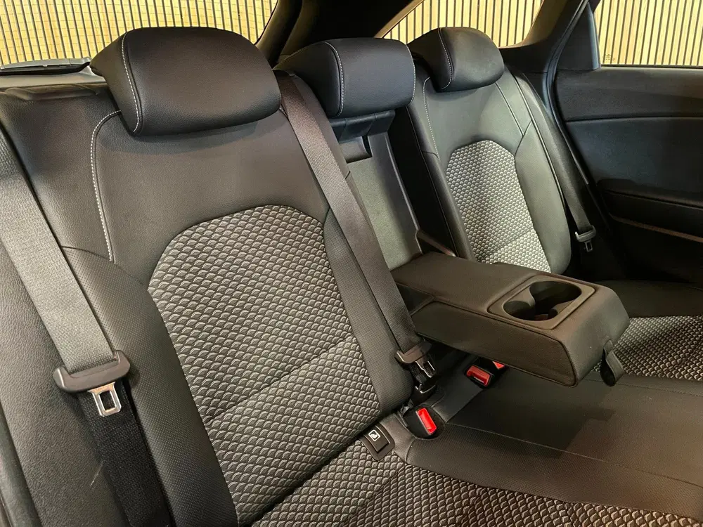 Kia Ceed 1.0 T-GDi DynamicPlusLine uit 2022, foto 9