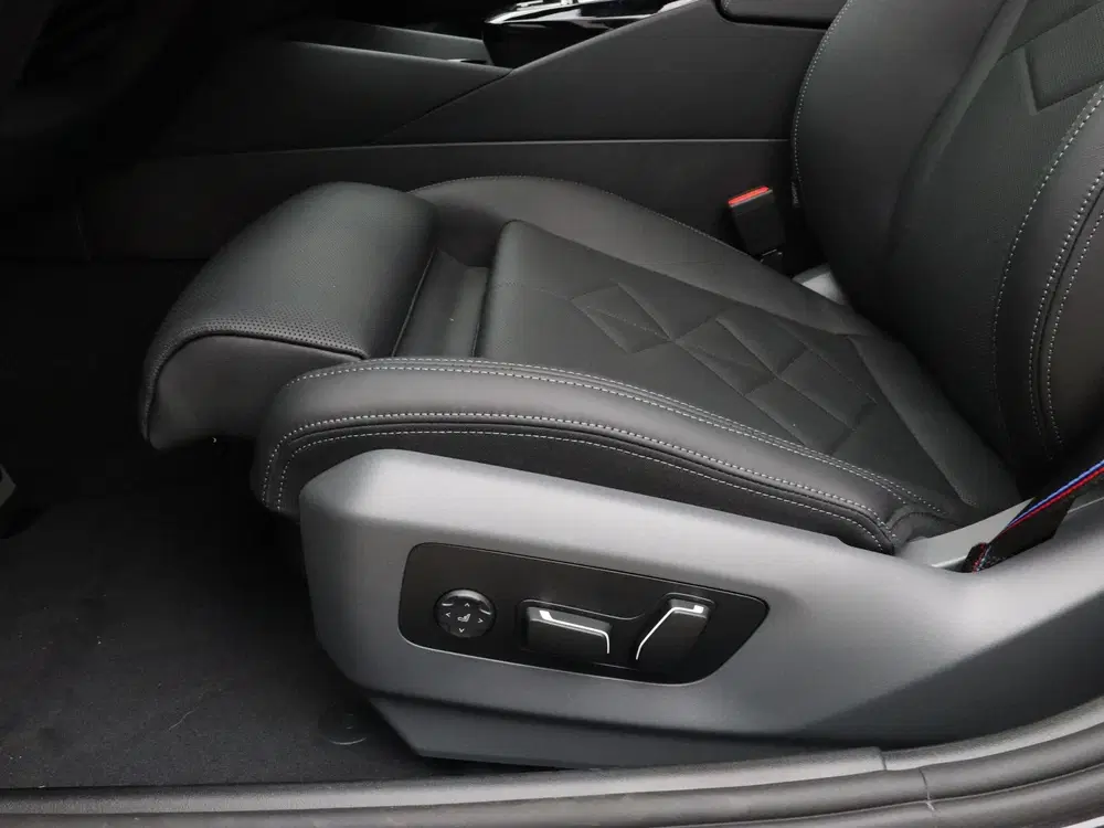 BMW i5 eDrive40 84 kWh M Sport Pro uit 2026, foto 15